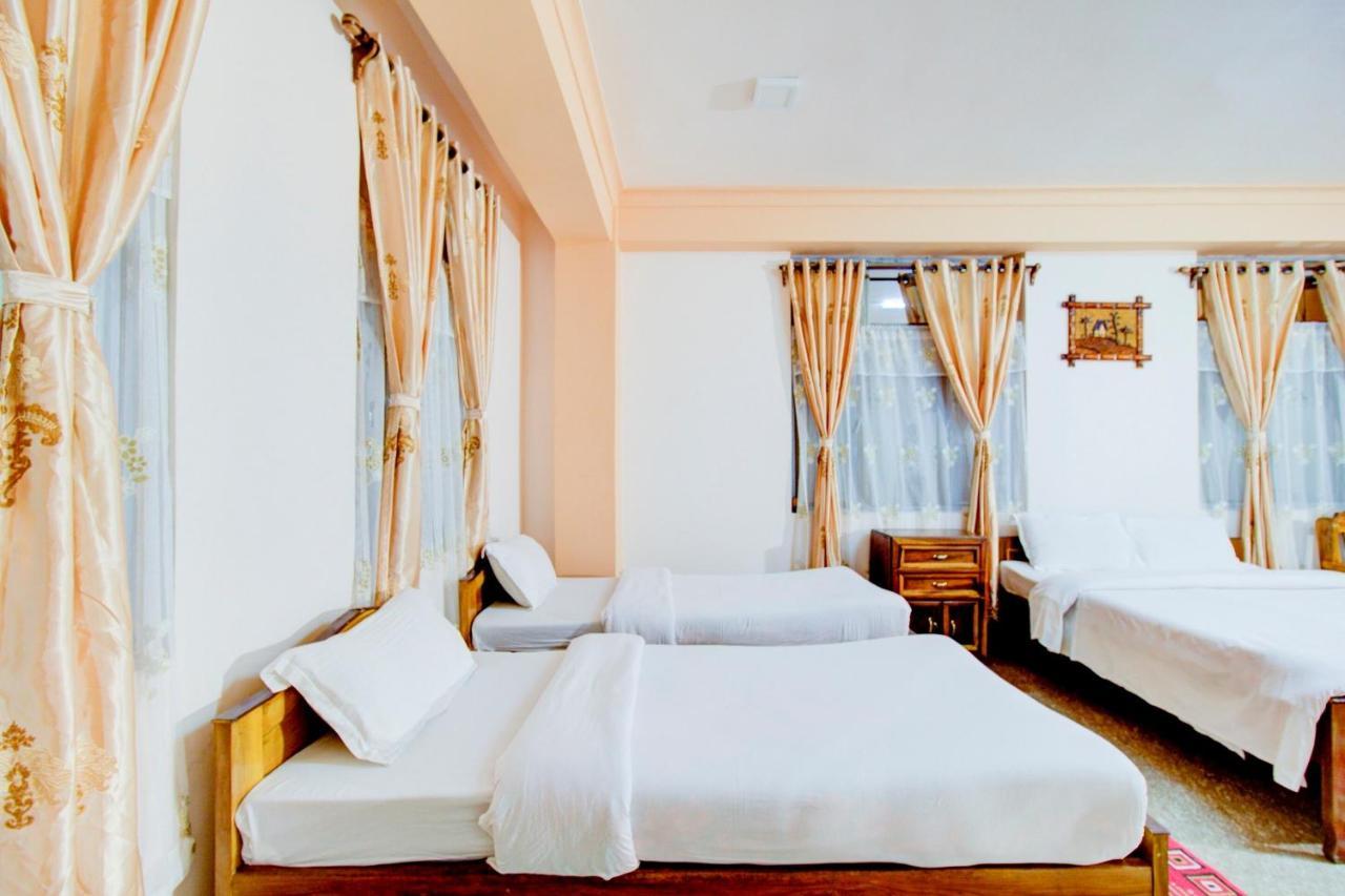 Capital O 79144 Coniferous Resort 乞拉朋齐 外观 照片